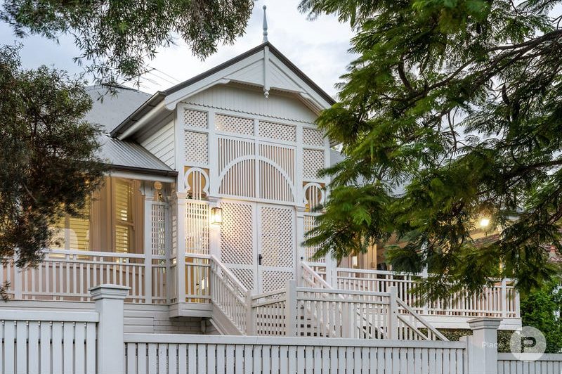 48 Charlton Street, Ascot Queenslander Sold for $3,900,000 is now for rent (and you won’t believe for how much!)